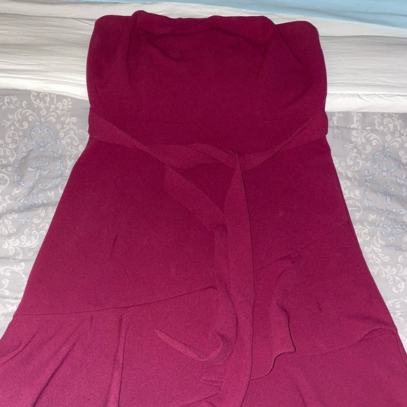 Dress - Picture 2 of 3